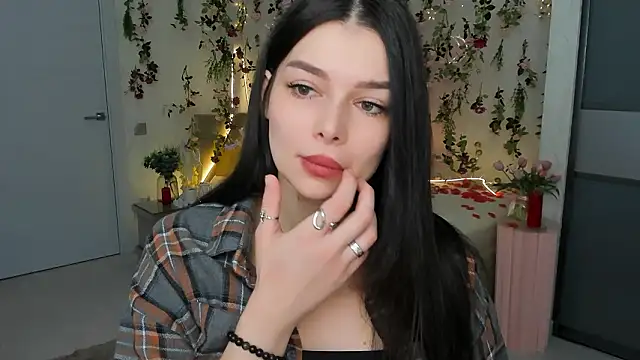 ContinentOfTranquility online show from 9, 3, 2026