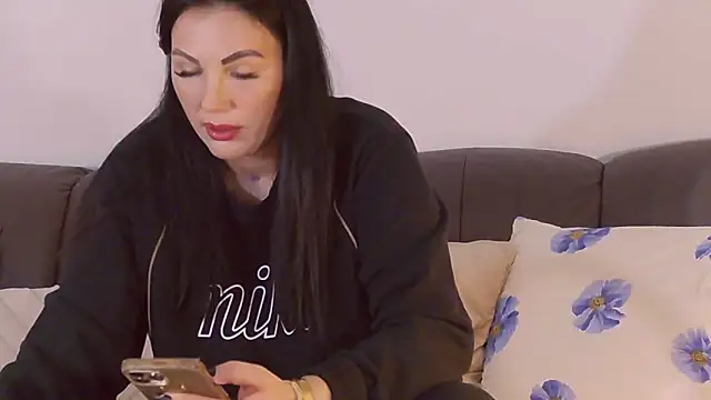 ReiyaRey online show from 6, 11, 2025