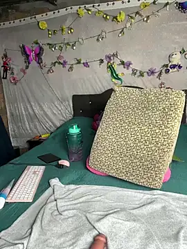 NinaGauther online show from 9, 2, 2026