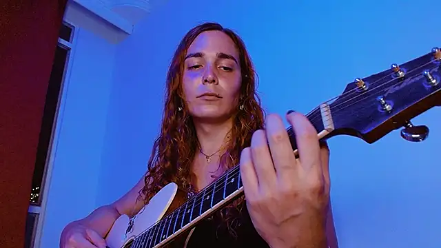 Catnessa online show from 4, 10, 2025