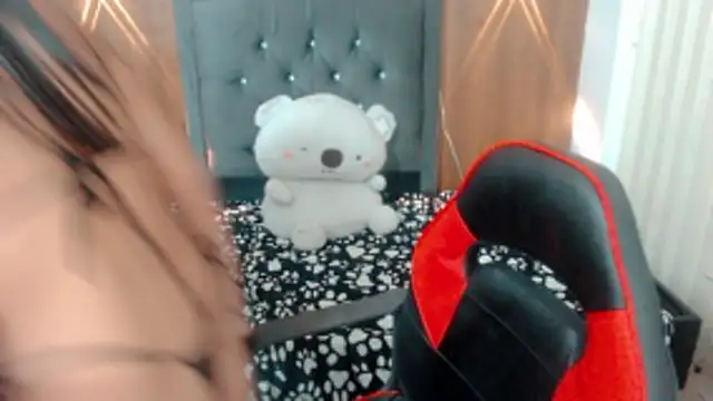 Snapshot of lyanamerry0 chatting on 17, 10, 2025 lyanamerry0 online show from 17, 10, 2025