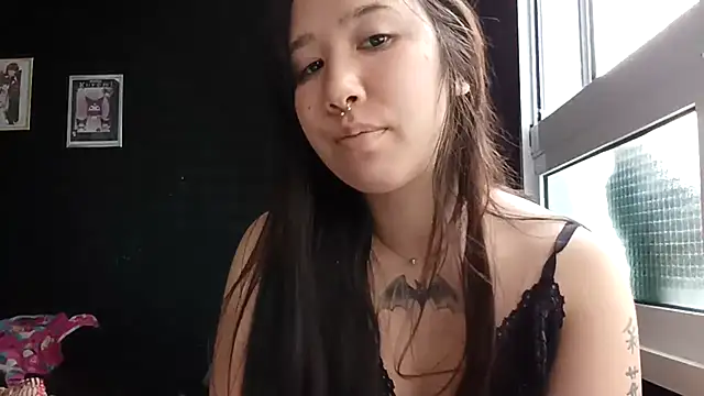 Japabaixinha online show from 13, 10, 2025