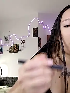 Japabaixinha online show from 8, 3, 2026