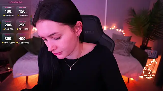 MilaSecrett online show from 13, 3, 2026