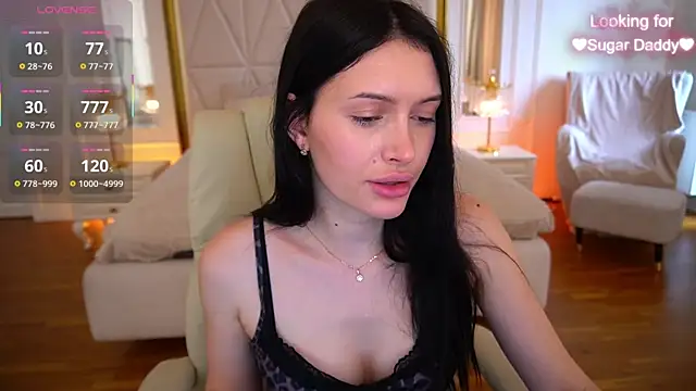 Snapshot of MilaSecrett chatting on 15, 6, 2026 MilaSecrett online show from 15, 6, 2026