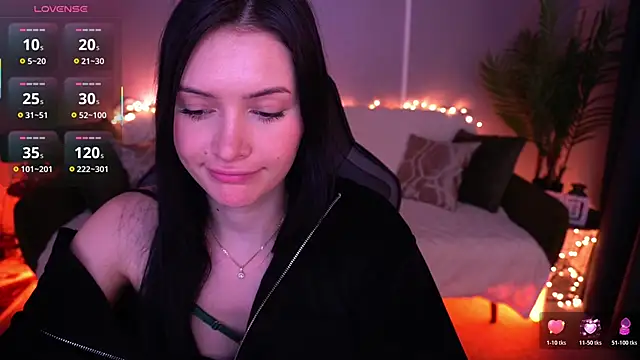 MilaSecrett online show from 19, 3, 2026