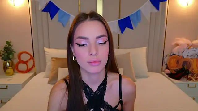 BellaHalles online show from 5, 10, 2025