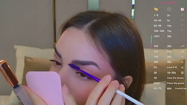 BellaHalles online show from 9, 4, 2026