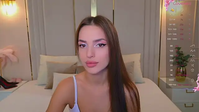 BellaHalles online show from 9, 11, 2025