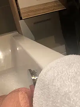 LivingLegend1978 online show from 24, 12, 2024