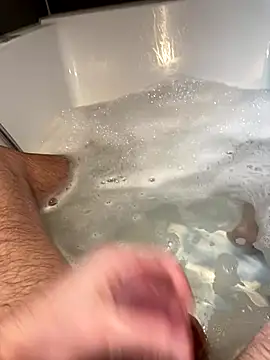 LivingLegend1978 online show from 6, 11, 2025