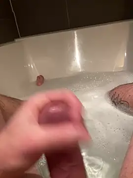 LivingLegend1978 online show from 18, 12, 2024