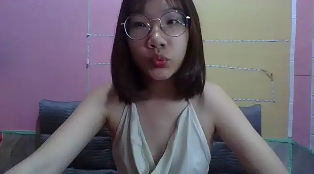 Nanoko online show from 7, 12, 2024