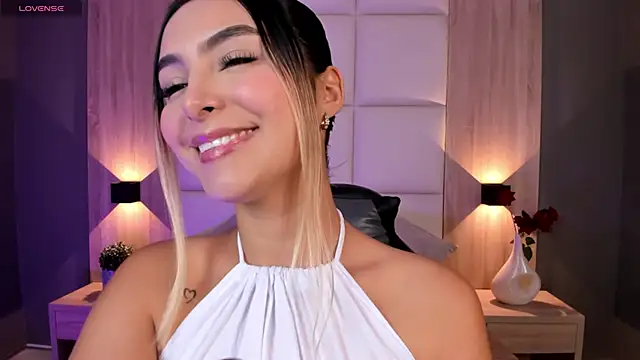 bella1207 online show from 30, 9, 2025