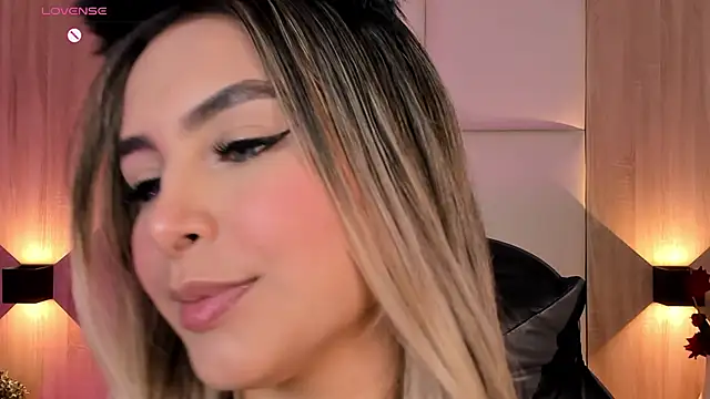 bella1207 online show from 21, 10, 2025