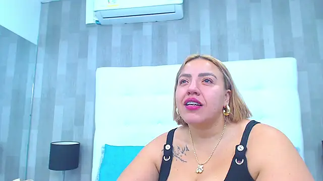 LeahMillerr online show from 9, 9, 2025