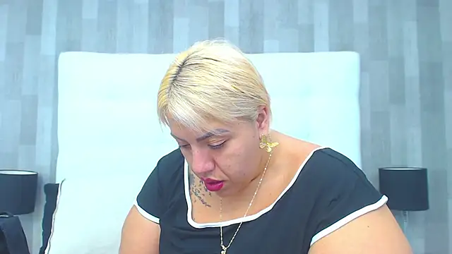 LeahMillerr online show from 5, 3, 2026