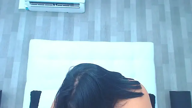 LeahMillerr online show from 14, 3, 2025