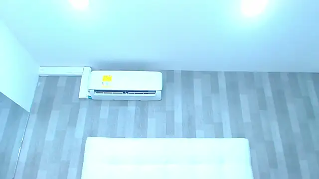 LeahMillerr online show from 12, 2, 2026