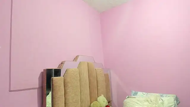 LoveQueen2 online show from 9, 9, 2025