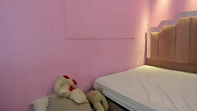 LoveQueen2 online show from 11, 2, 2026