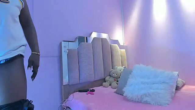 LoveQueen2 online show from 27, 9, 2025