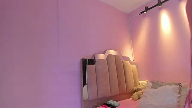 LoveQueen2 online show from 30, 9, 2025