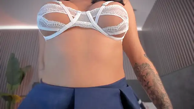 Snapshot of emelie_89 chatting on 28, 3, 2026 emelie 89 online show from 28, 3, 2026