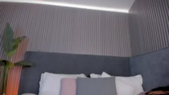 emelie 89 online show from 23, 4, 2026