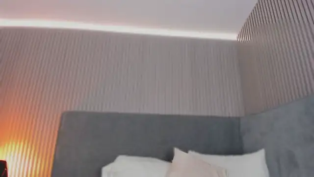 emelie 89 online show from 2, 2, 2026