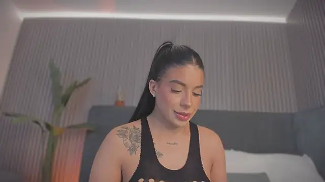 Snapshot of emelie_89 chatting on 14, 3, 2026 emelie 89 online show from 14, 3, 2026