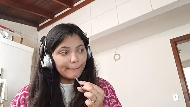 bombomepimenta online show from 8, 11, 2025