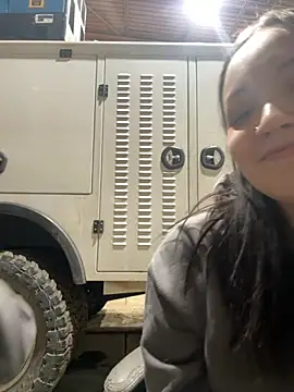 skinwalkingzombie online show from 6, 11, 2025