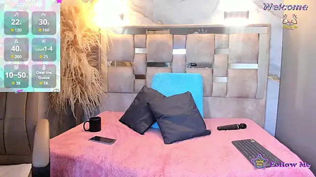 Danielaa a online show from 10, 5, 2026
