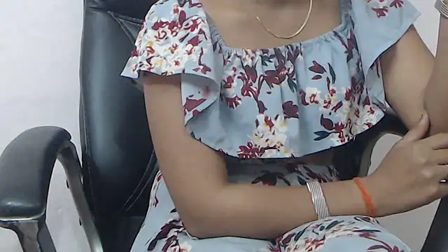 wildbabes online show from 4, 3, 2025