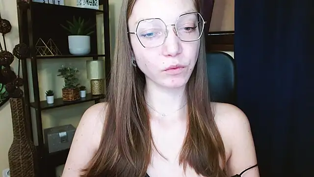 EmillyPlay online show from 12, 2, 2026