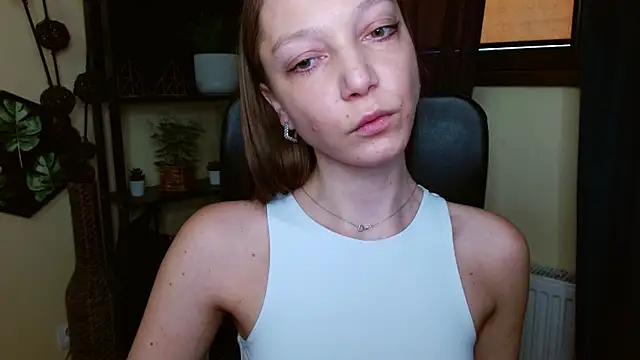 EmillyPlay online show from 9, 3, 2026