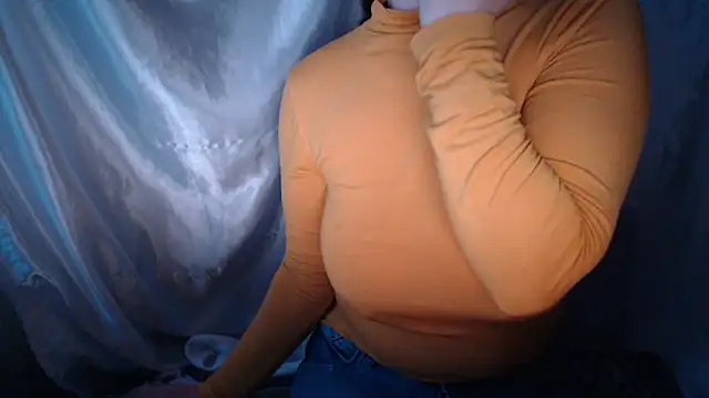 Burberrry  online show from 13, 3, 2026