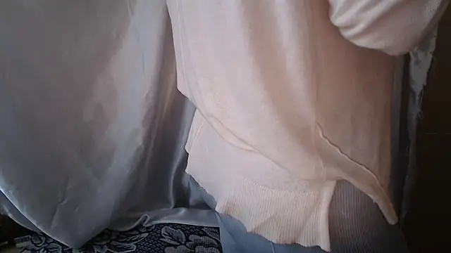 Burberrry  online show from 15, 5, 2026