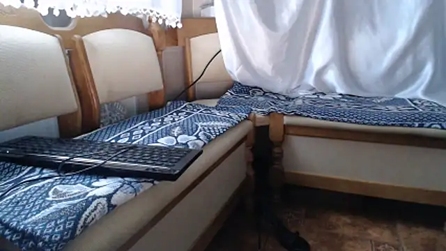 Snapshot of Burberrry_ chatting on 6, 6, 2026 Burberrry online show from 6, 6, 2026