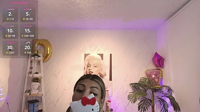 SALOOMEE   online show from 10, 9, 2025