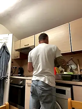 Yourhotboy 42 online show from 15, 10, 2025