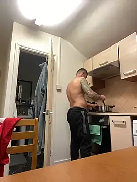 Yourhotboy 42 online show from 15, 2, 2025