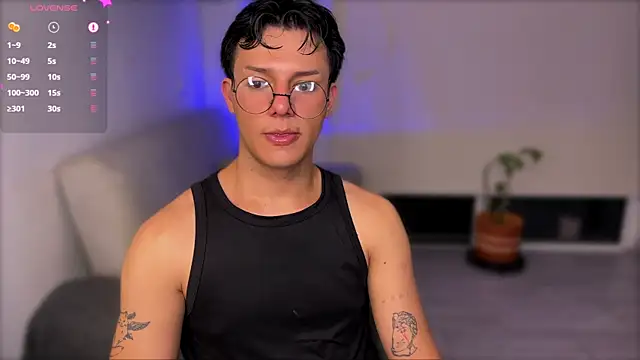 Snapshot of Alexxblue chatting on 3, 3, 2026 Alexxblue online show from 3, 3, 2026