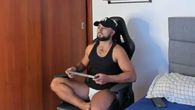 ethaanjones online show from 24, 11, 2025