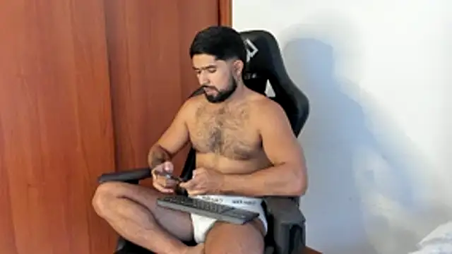 ethaanjones online show from 9, 7, 2026