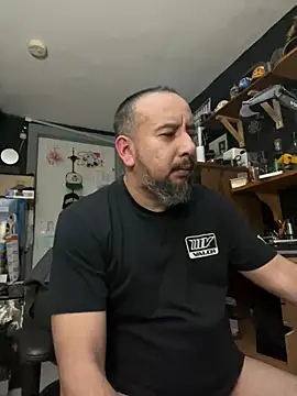 ElPollo77 online show from 18, 2, 2025