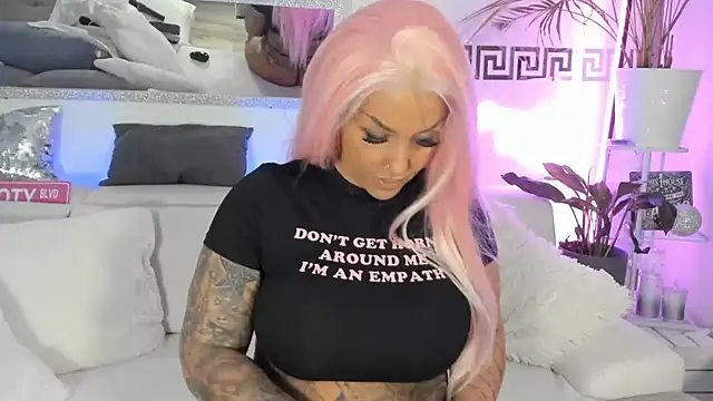 CocoSkyy online show from 14, 2, 2025