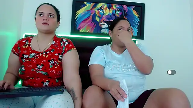 brunnette hot online show from 13, 3, 2025