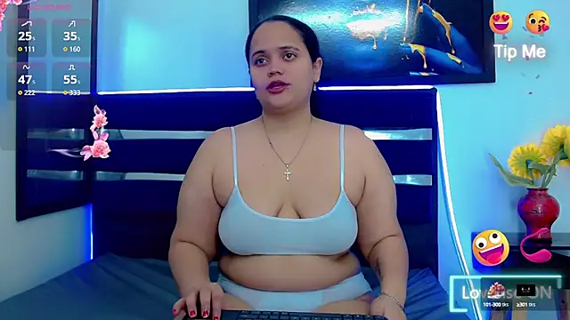 brunnette hot online show from 26, 9, 2025